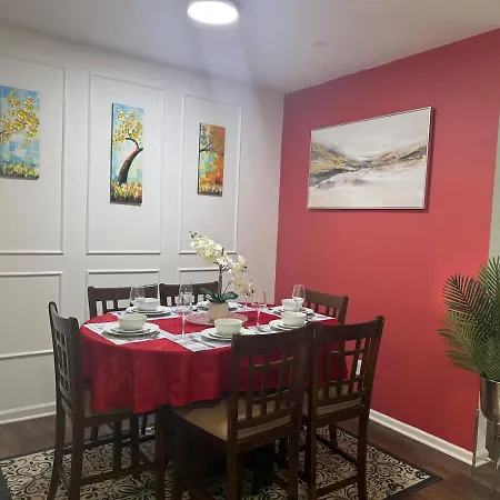 Holiday home Luxe 3br 1 King 1 Queen Near Uncc & Concord Mills *