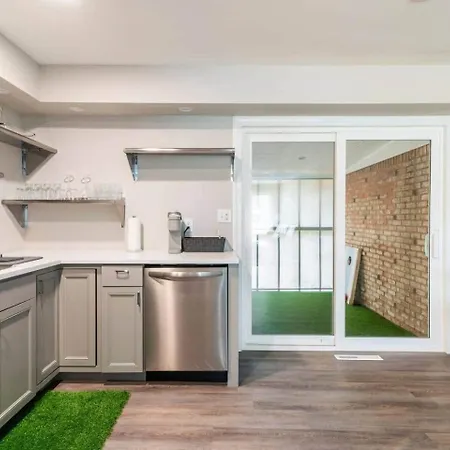 Holiday home Escape W/ Spacious Yard *