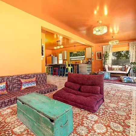 Holiday home Bohobagh A Vibrant Experience Fully Fenced And Gated For Privacy *