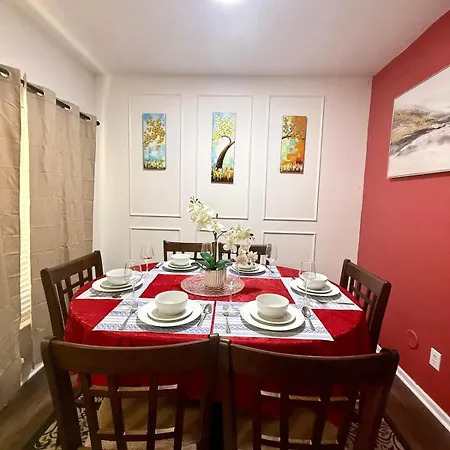 Holiday home Luxe 3br 1 King 1 Queen Near Uncc & Concord Mills *