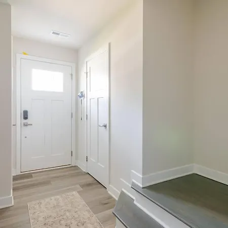 Private In Modern Townhome Charlotte