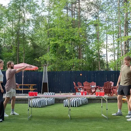 Holiday home New! Hottub+pickleball+gameroom+movies+golf+games Charlotte