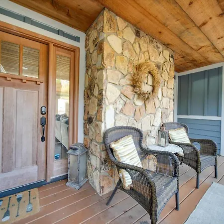 Holiday home Du - Lakefront Retreat
