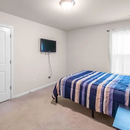Peaceful 3br House With Ac