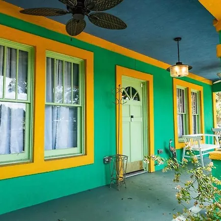 Bohobagh A Vibrant Experience Fully Fenced And Gated For Privacy * Charlotte