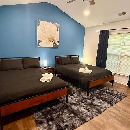 Luxe 3br 1 King 1 Queen Near Uncc & Concord Mills