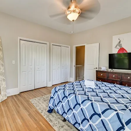 Prime Retreat 1 Mi To Uptown! Holiday home Charlotte