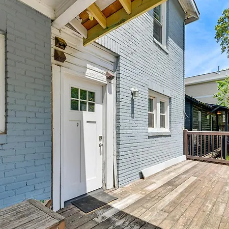 Holiday home Prime Retreat 1 Mi To Uptown!
