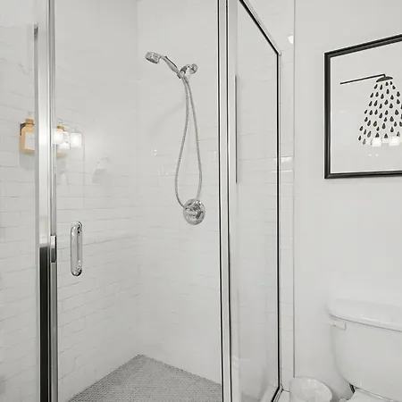 New! Minutes To Uptown Clt W King Charlotte