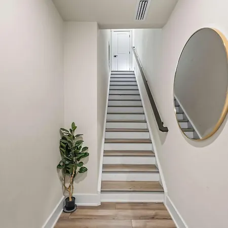 3br Townhouse King Bed Rooftop Uptown Clt Holiday home Charlotte