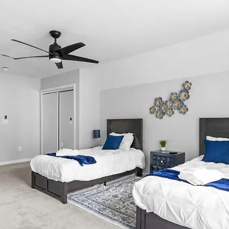 New Near Motor Speedway, Concord Mills And Uncc Holiday home Charlotte