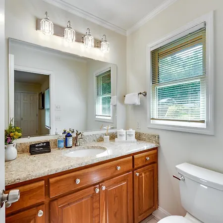 Hot Tub, Dock, Game Room! Stunning Wylie *