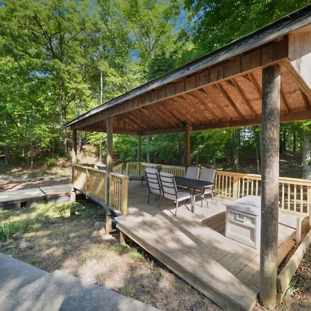 Holiday home 4br Wylie Ollie Private Cove Hot Tub Fire Pit *
