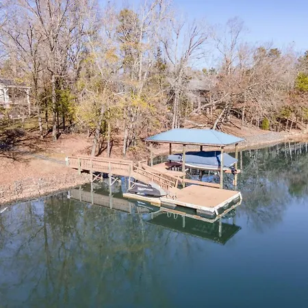 Cozy Cove Flying Squirrel Holiday home