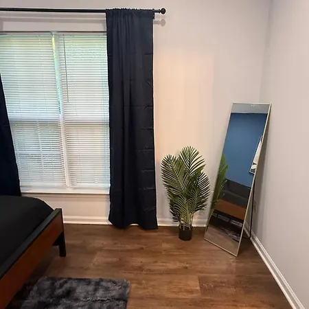 Luxe 3br 1 King 1 Queen Near Uncc & Concord Mills *