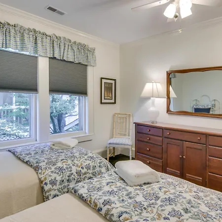 Holiday home Walk To Dtwn! Historic & Elegant Gem In Charlotte