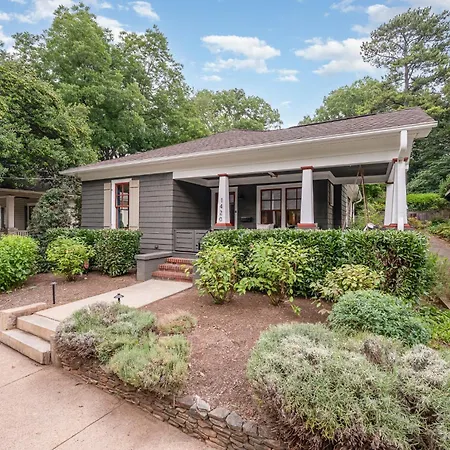 The Ultimate Escape - Midwood Hideaway With Hot Tub, Peloton, Games *