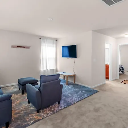 Peaceful 3br House With Ac * Charlotte