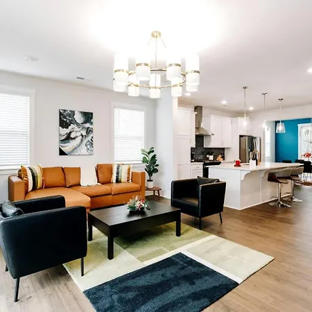 Radiant Urban Vacation Sanctuary Near Catawba River In North Carolina Charlotte