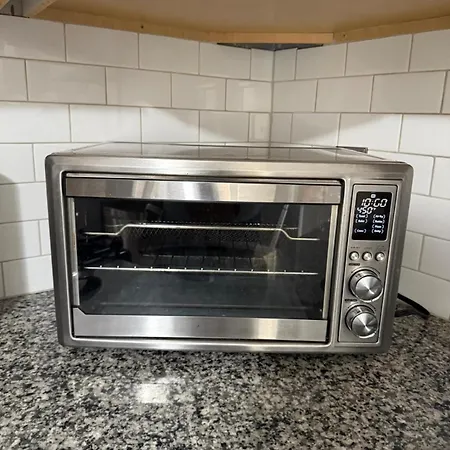 Uptown 3br Oasis - Ice Bath, Firepit, Private Yard Holiday home Charlotte