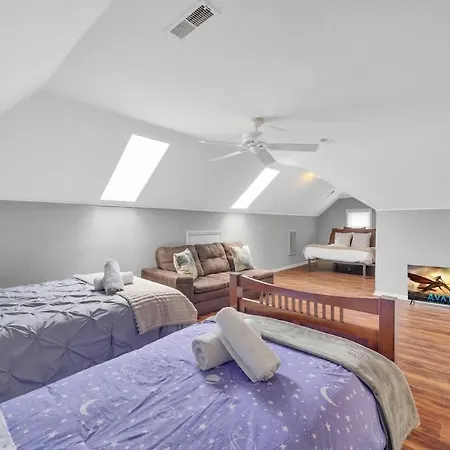 King Bed - Large Yard - Near Uncc - Concord Mills * Charlotte