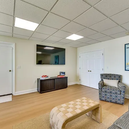 Hot Tub, Dock, Game Room! Stunning Wylie *