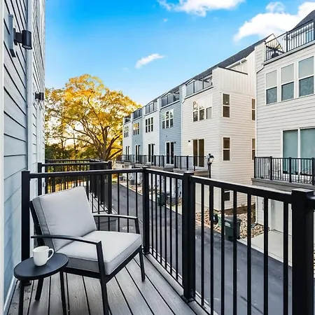 3br Townhouse King Bed Rooftop Uptown Clt Holiday home