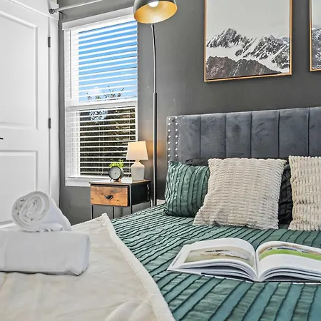 3br Townhouse King Bed Rooftop Uptown Clt *