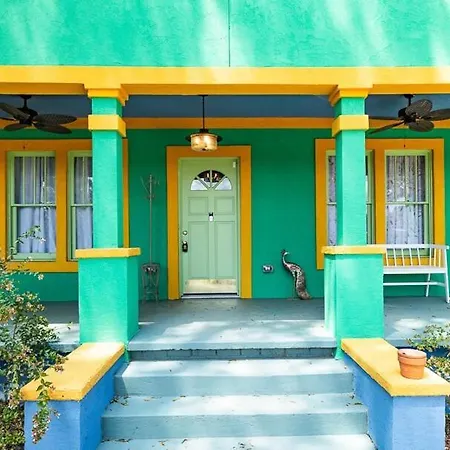 Bohobagh A Vibrant Experience Fully Fenced And Gated For Privacy Charlotte