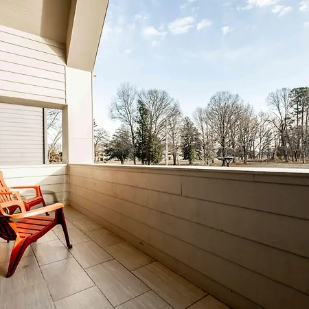 Holiday home Family-friendly 4br W Bunk Beds & Outdoor Grill Charlotte