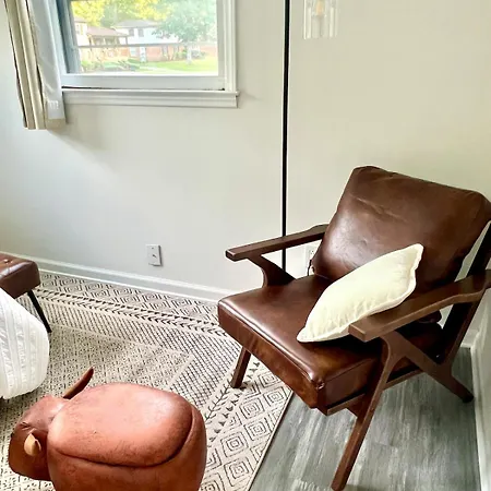 Brand New Stylish 5br3ba 15mins Clt Downtown Holiday home