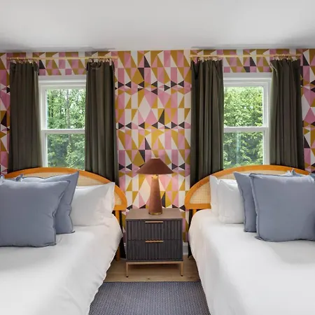 Holiday home New! Hottub+pickleball+gameroom+movies+golf+games Charlotte