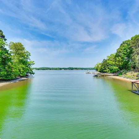 Hot Tub, Dock, Game Room! Stunning Wylie