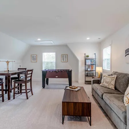New Listing! 3br With King And Fenced In Yard Holiday home
