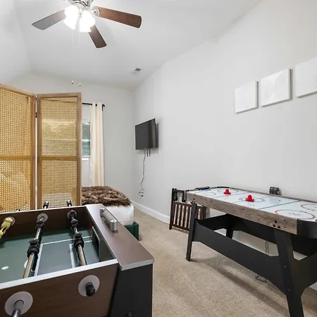 Holiday home Charming & Cozy 4br In Southpark Charlotte