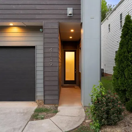 Charming 3br With Patio