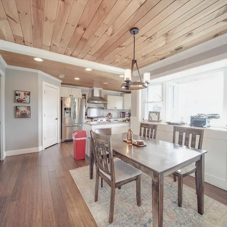 Holiday home Du - Lakefront Retreat