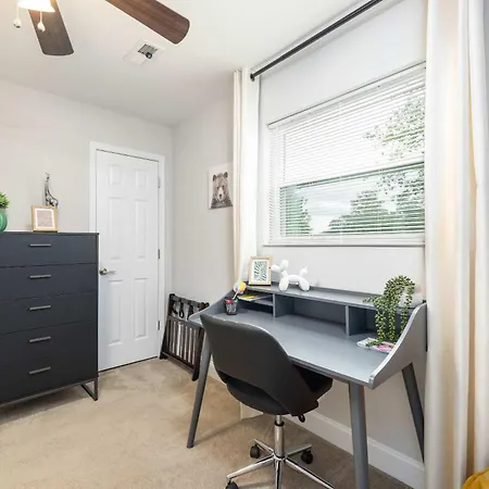 Charming & Cozy 4br In Southpark Charlotte