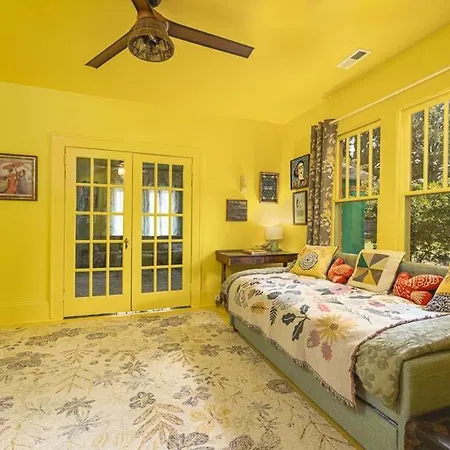 Bohobagh A Vibrant Experience Fully Fenced And Gated For Privacy *