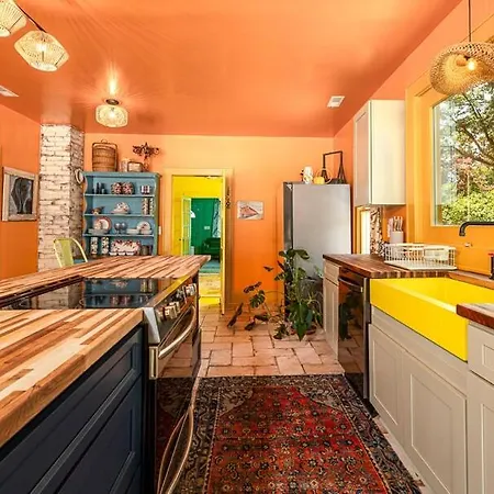 Bohobagh A Vibrant Experience Fully Fenced And Gated For Privacy Holiday home *