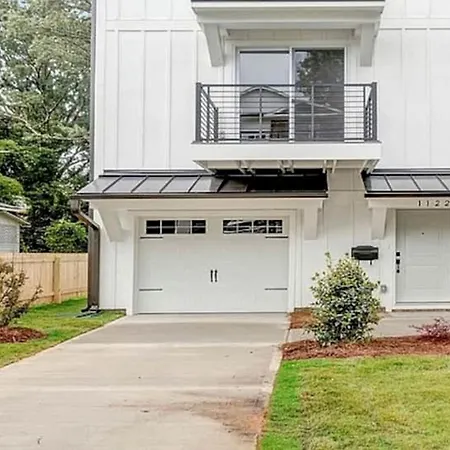 Holiday home Radiant Urban Vacation Sanctuary Near Catawba River In North Carolina *