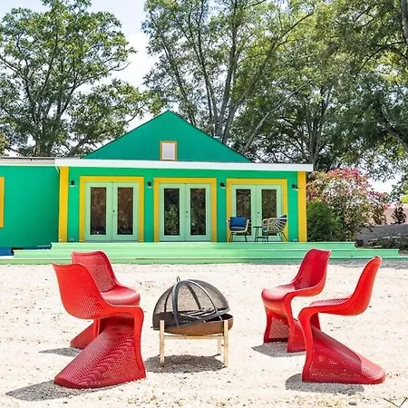 Holiday home Bohobagh A Vibrant Experience Fully Fenced And Gated For Privacy