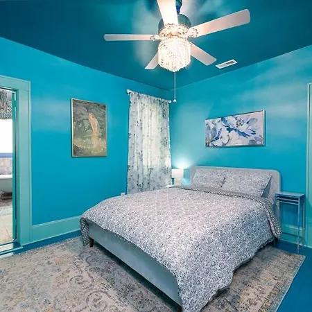 Holiday home Bohobagh A Vibrant Experience Fully Fenced And Gated For Privacy *