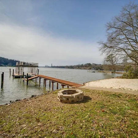 Du - Lakefront Retreat *