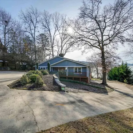 Du - Lakefront Retreat * Charlotte