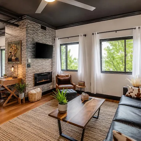 4th Ward Industrial In The Heart Of -