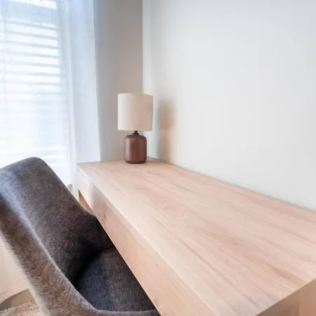 Stylish, Comfortable 2bd Abode Near Dt Matthews Apartment Charlotte