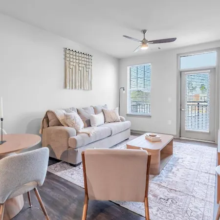 Warm, Inviting 2bd In Matthews Apartment Charlotte