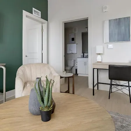 Landing Stunning 1Bd Game Room Gym *