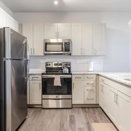 Warm, Inviting 2bd In Matthews Apartment